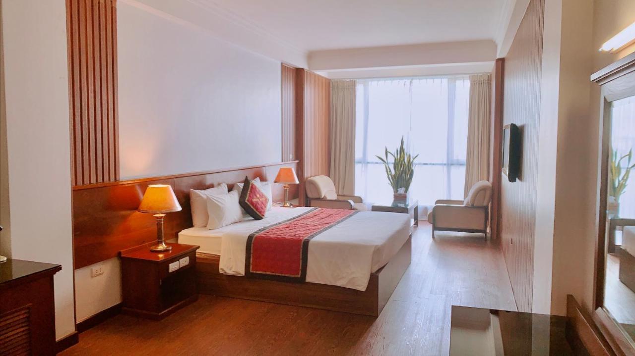 Hanz Regal Hotel Hanoi Buitenkant foto